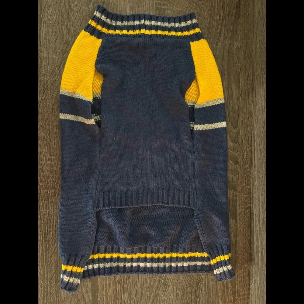 2 Dog Sweaters - Picture 5 of 6